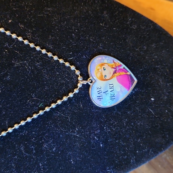 Disney Frozen Anna Necklace saying "Have a Heart" - Picture 1 of 4